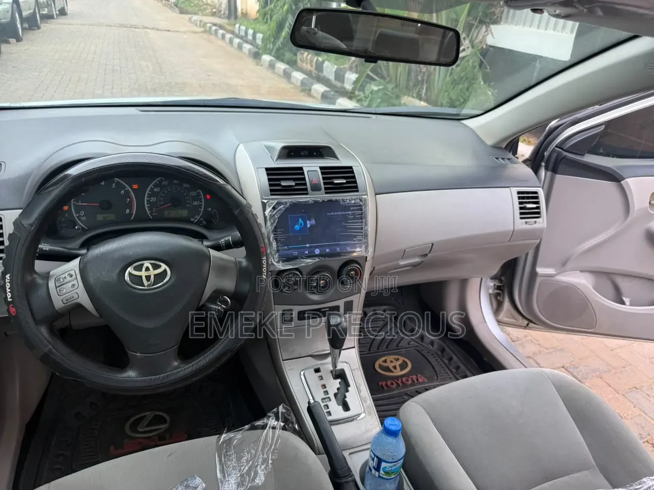 Toyota Corolla 2013 Silver