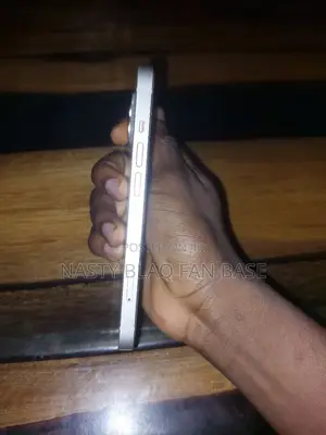 Apple iPhone 13 128 GB White