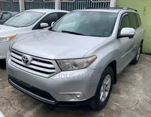 Toyota Highlander 2012 Silver