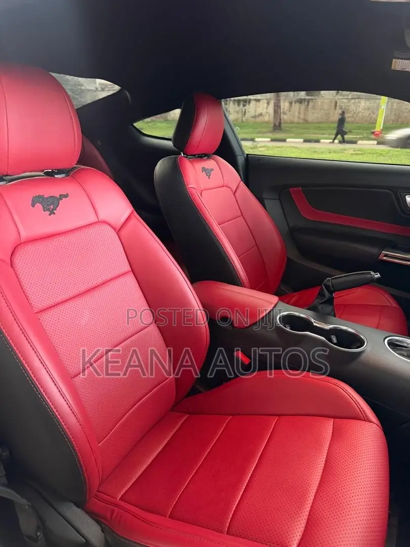 Ford Mustang 2019 White