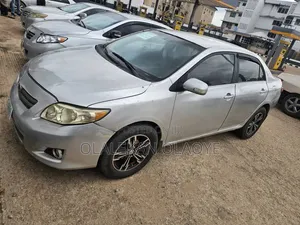 Toyota Corolla LE 4dr Sedan (1.8L 4 cyl 4A) 2009 Silver