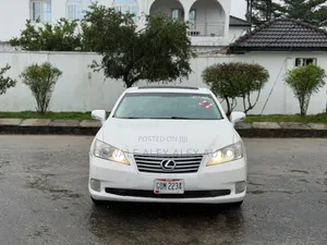 Lexus ES 2012 White