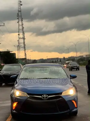 Toyota Camry SE w/Special Edition Pkg (2.5L 4cyl 6A) 2016 Blue