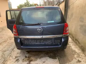 Opel Zafira 2002 Gray