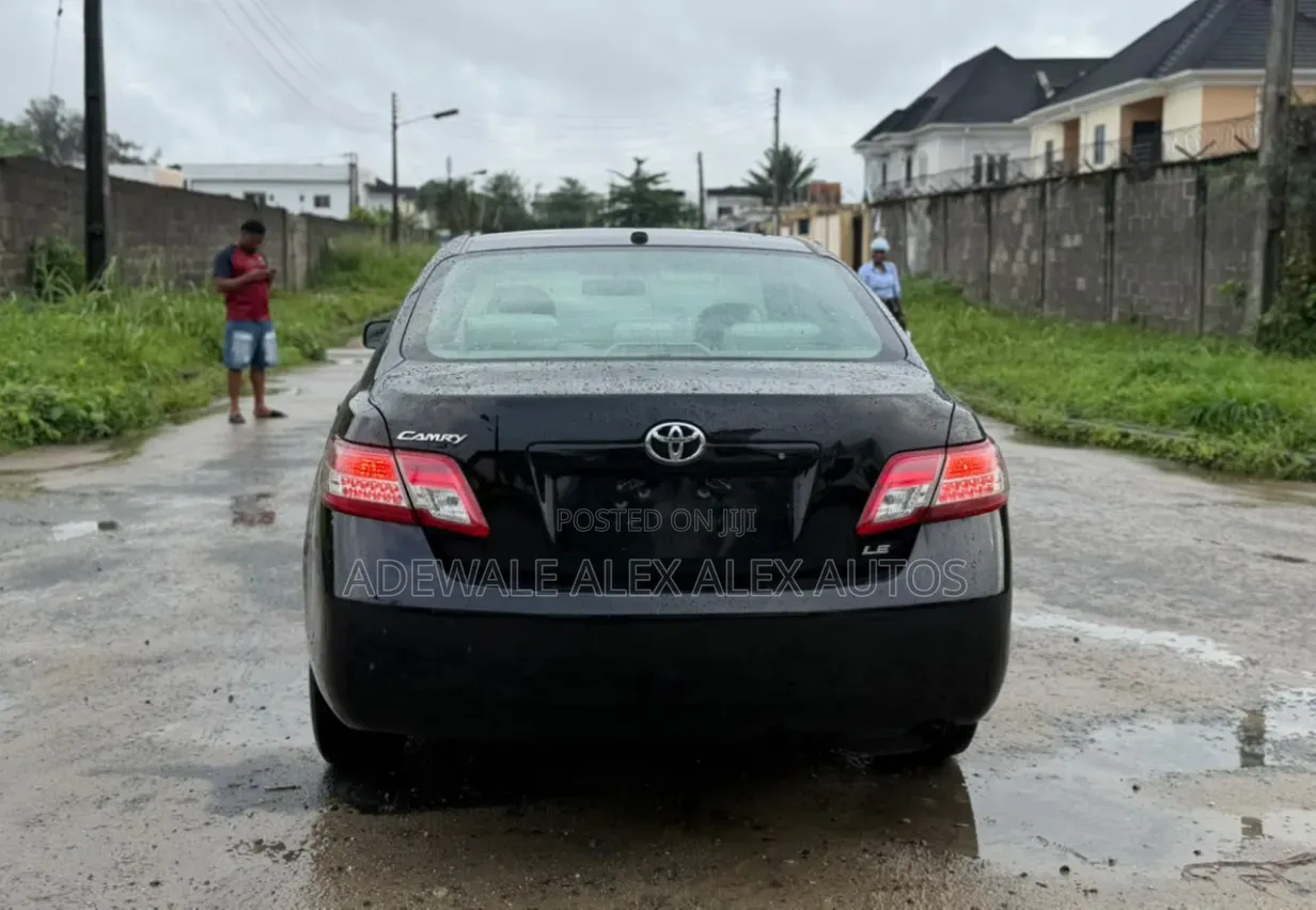Toyota Camry 2010 Black
