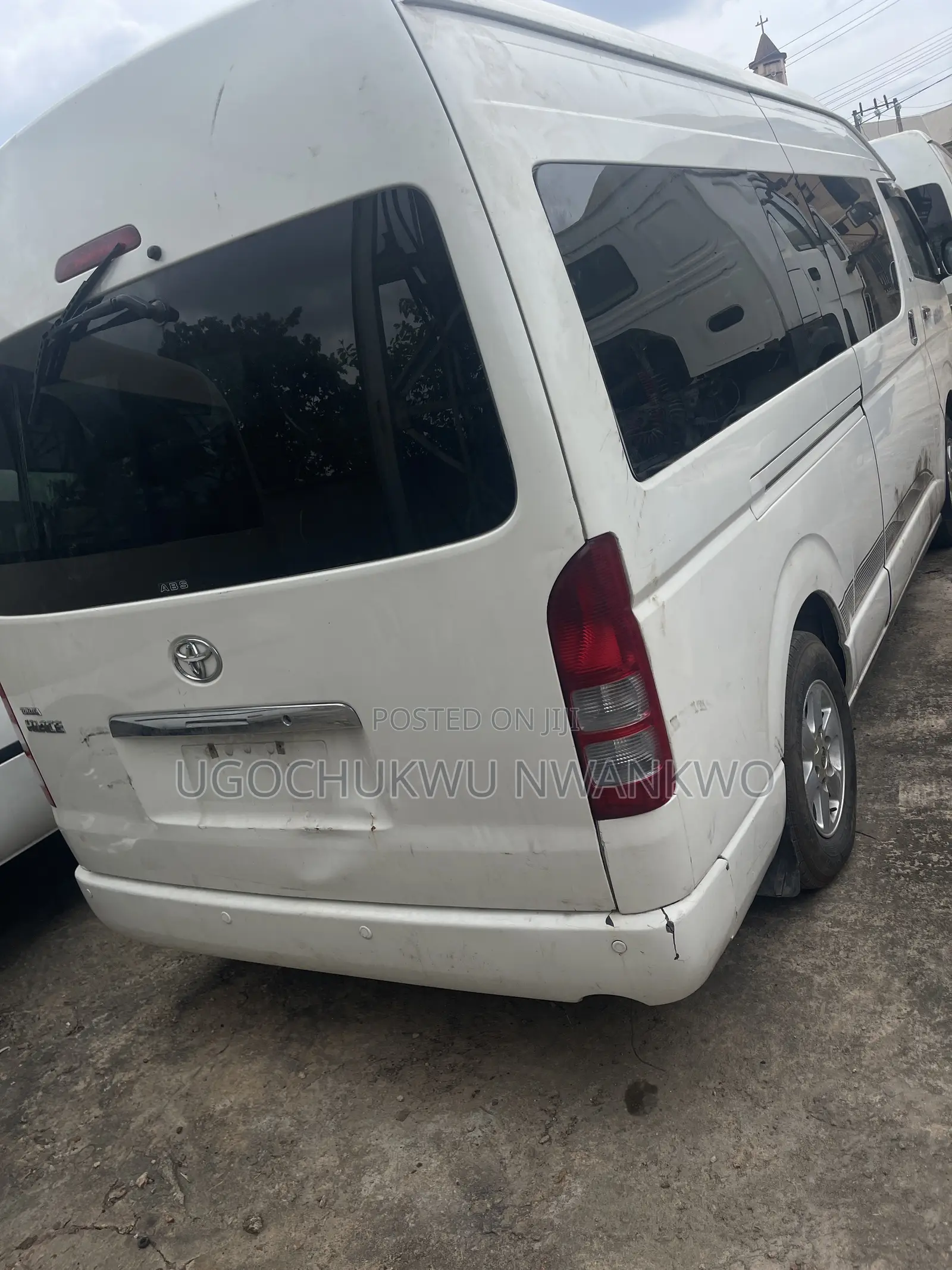 Toyota HiAce 2015 White