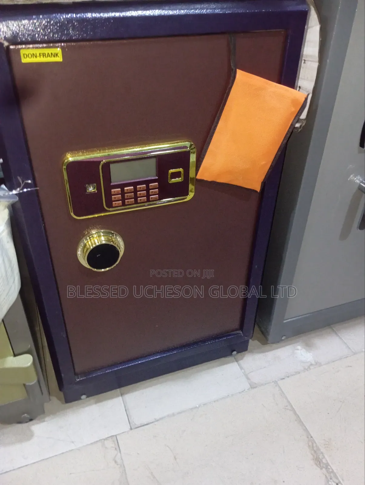 Brand New Digital Fireproof Safe / Electronic Security Safe.