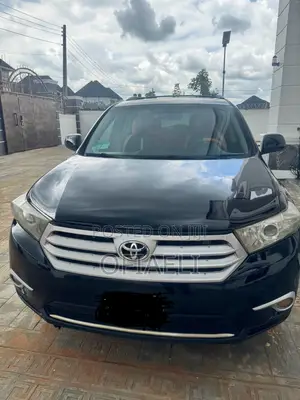 Toyota Highlander 2012 Black