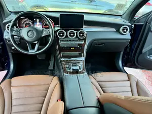 Mercedes-Benz GLC-Class 2018 Blue