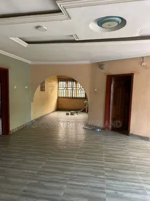 3bdrm Block of Flats in General Gas, Behind for rent