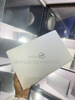 Laptop Dell Precision 15 5540 16GB Intel Core i7 SSD 1T