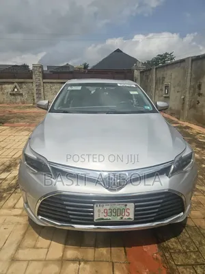 Toyota Avalon XLE Premium 4dr Sedan (3.5L 6cyl 6A) 2014 Silver
