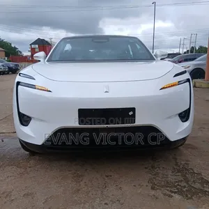 New Avatr 11 2025 White