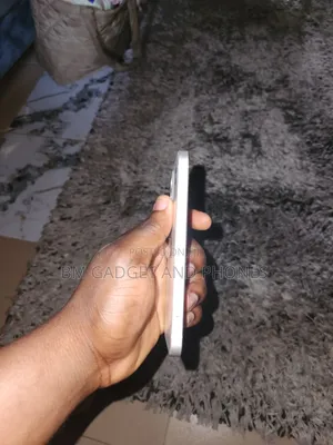 Apple iPhone 12 128 GB White