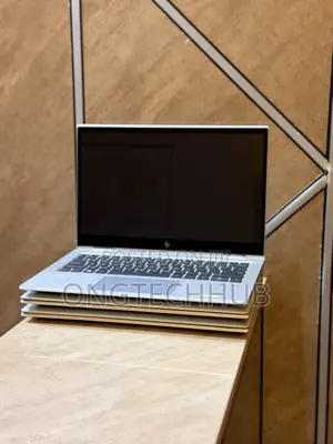 Laptop HP EliteBook 830 G8 16GB Intel Core i7 SSD 512GB