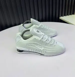 Nike Shox Z Sneakers