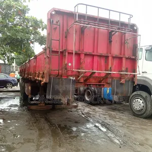 Trailer Body Red 2000