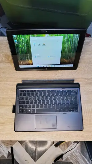 Laptop HP Pro X2 612 G2 8GB Intel Core i5 SSD 256GB