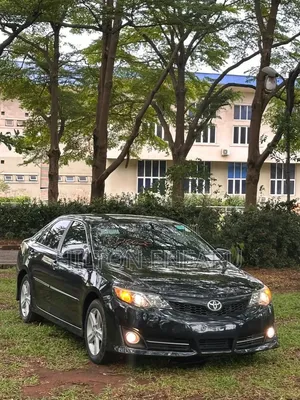 Toyota Camry 2014 Black