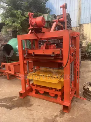 Block Moulding Machine