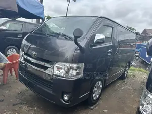 Toyota HiAce 2015 Black