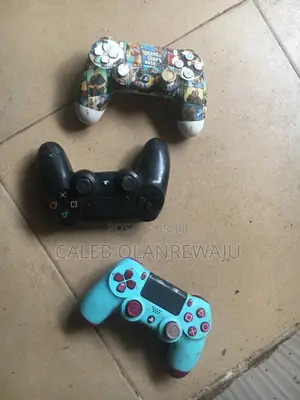 Used Ps4 Game Pad