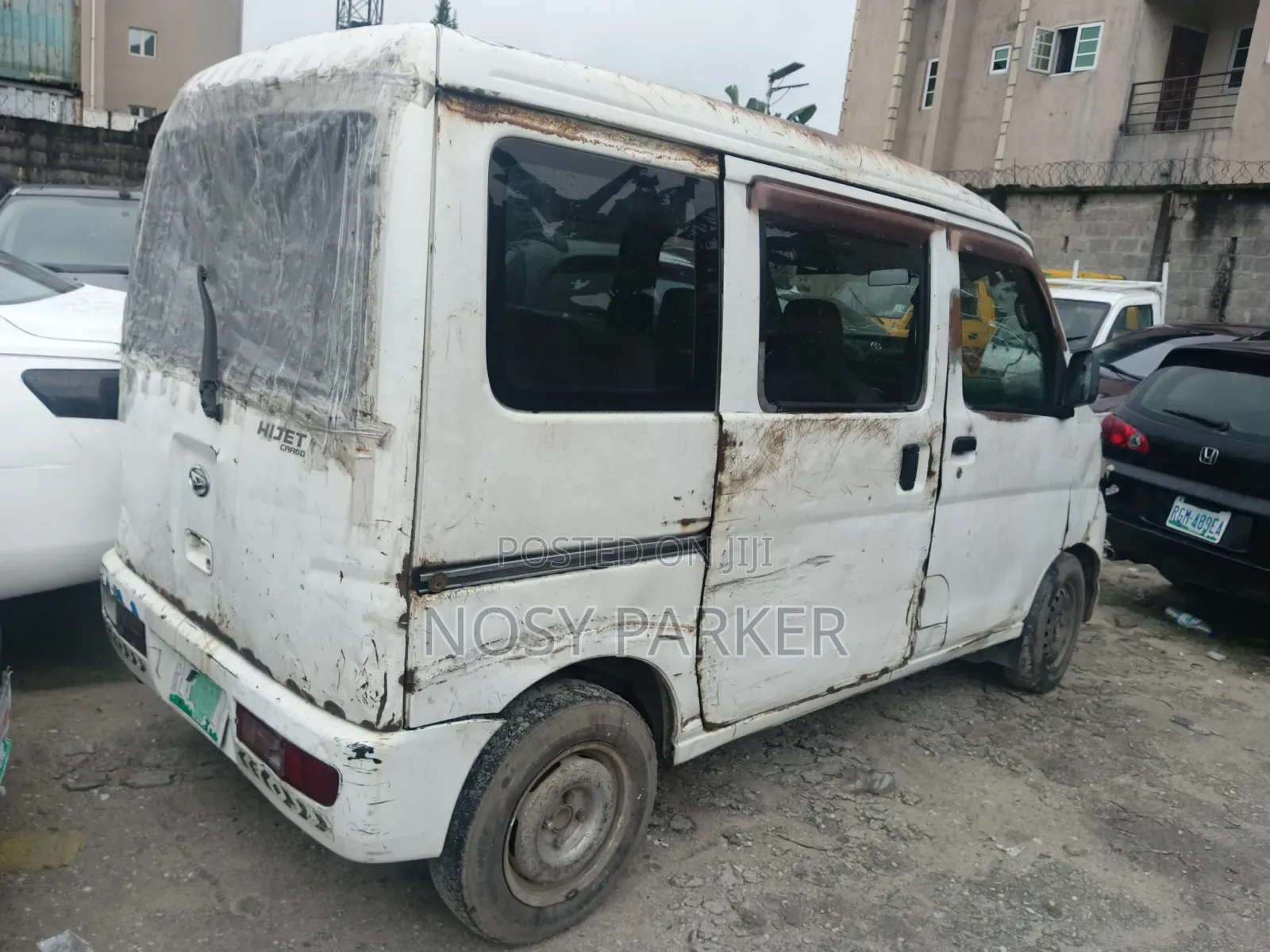 Daihatsu Hijet 2004 White