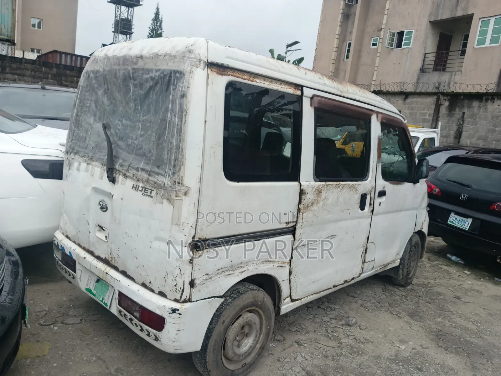 Daihatsu Hijet 2004 White