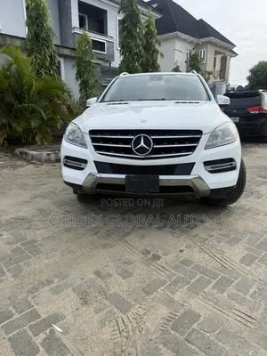 Mercedes-Benz M Class ML350 4MATIC 4dr SUV AWD (3.5L 6cyl 7A) 2015