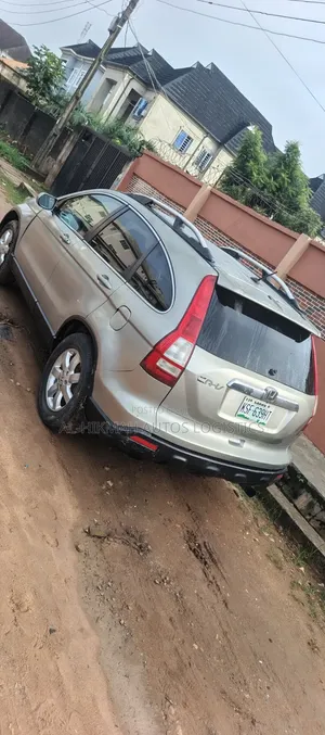 Honda CR-V 2009 Gold