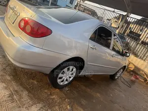 Toyota Corolla LE 2006 Silver