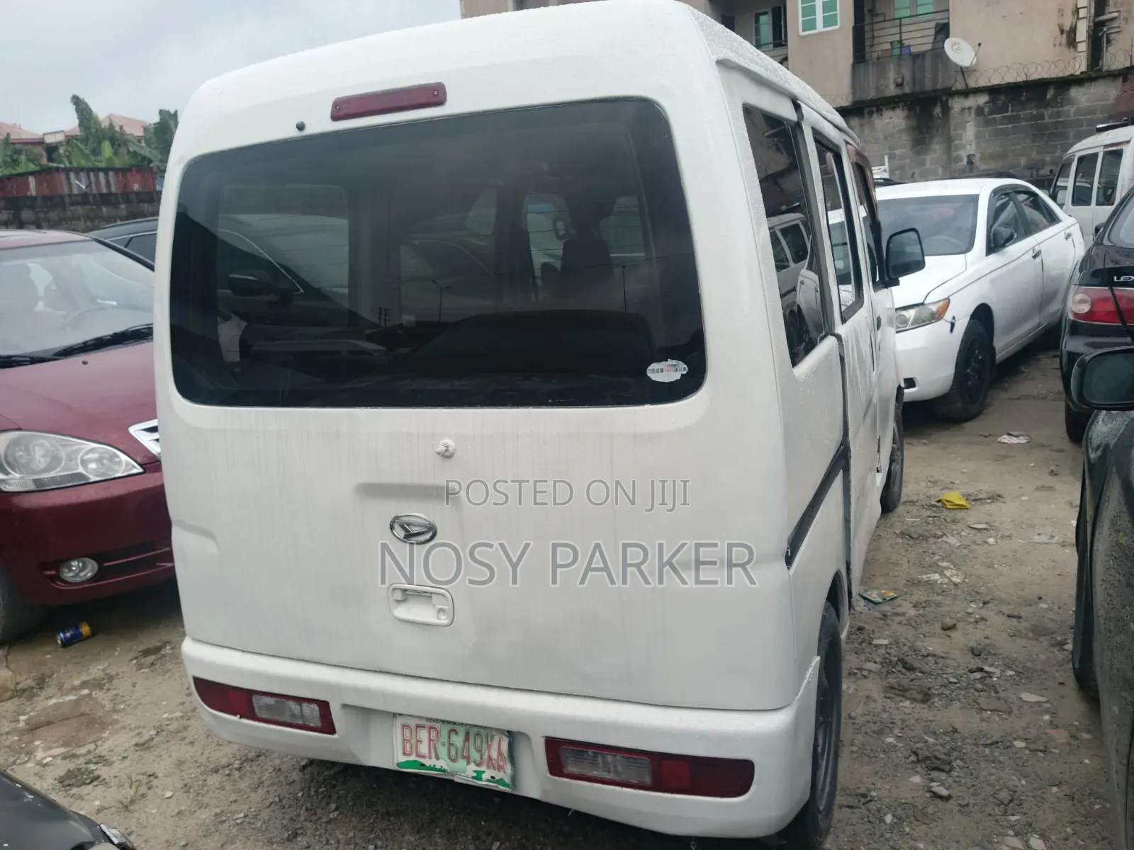 Daihatsu Hijet 2004 White