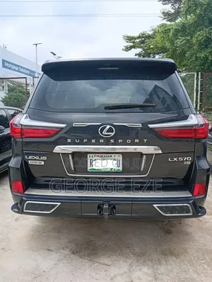 Lexus LX 570 (5 seats) AWD 2020 Black