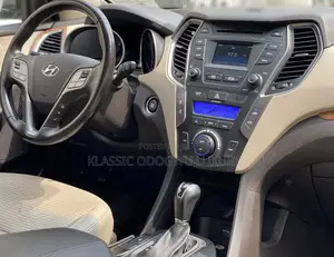 Hyundai Santa Fe Limited 4dr SUV AWD (3.3L 6cyl 6A) 2014 Brown