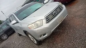 Toyota Highlander 2010 Silver