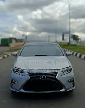 Lexus ES 2013 Gray