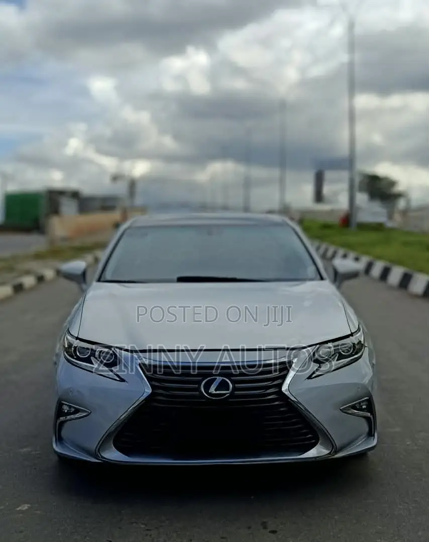 Lexus ES 2013 Gray