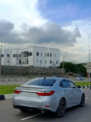 Lexus ES 2013 Gray