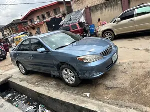 Toyota Camry SE V6 4dr Sedan (3.0L 6cyl 4A) 2003 Blue