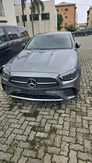Mercedes-Benz E350 2023 Gray