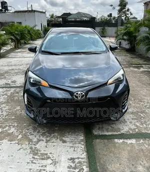 Toyota Corolla 2016 Black