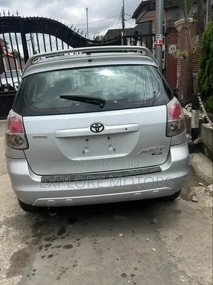 Toyota Matrix 2007 Silver