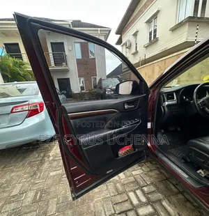 Toyota Highlander 2015 Red