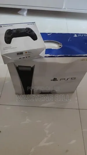 Ps5 Console (Disc Version) With 2pads + Games Installed