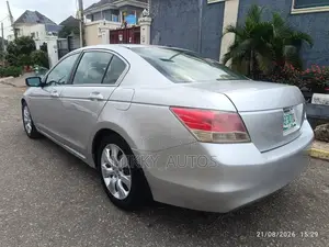Honda Accord 2008 Silver