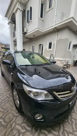 Toyota Corolla LE 4dr Sedan (1.8L 4cyl 4A) 2011 Black