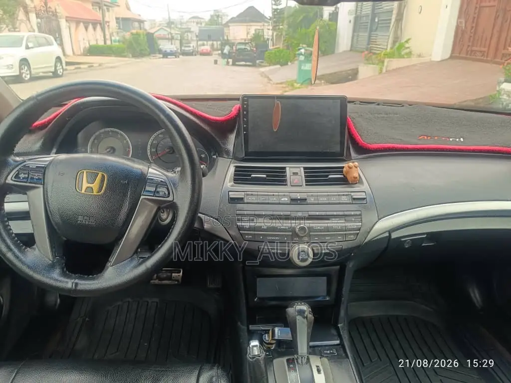 Honda Accord 2008 Silver