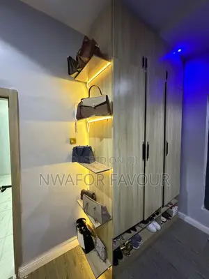 Quality HDF Wardrobe, Bag and Shoe Rack Inbuilt