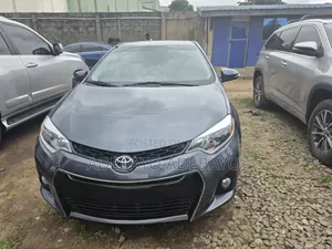 Toyota Corolla S Plus 4dr Sedan (1.8L 4cyl CVT) 2014 Gray