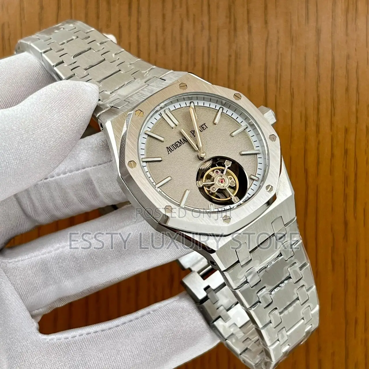 New Audemar Piguet Automatic Chain Wristwatch